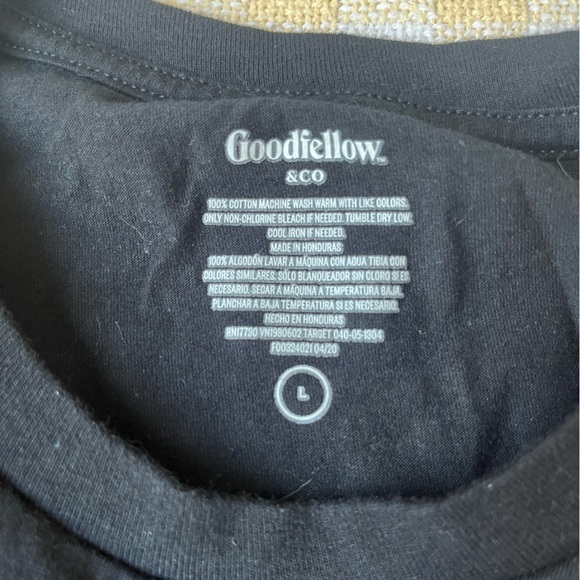 Goodfellow & Co Plain Black Tee - Picture 3 of 3